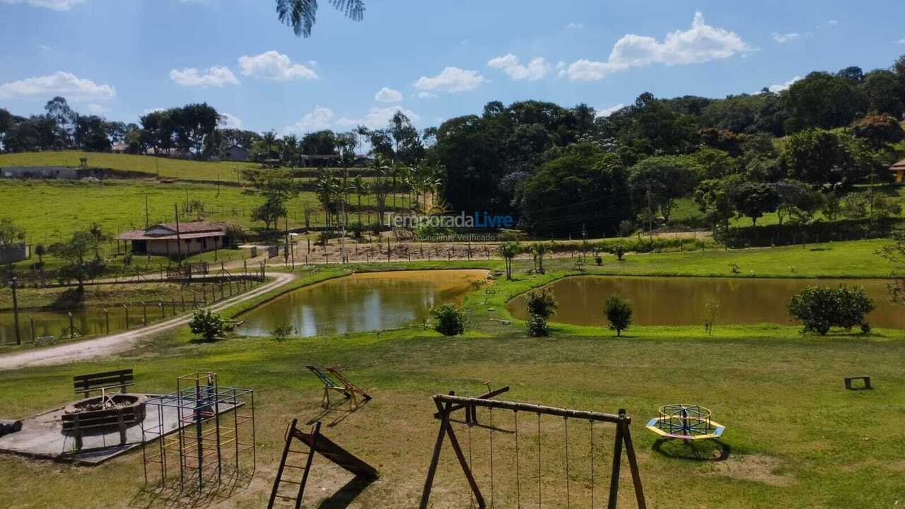 Chácara / sítio para aluguel de temporada em Biritiba Mirim (Rio Acima)