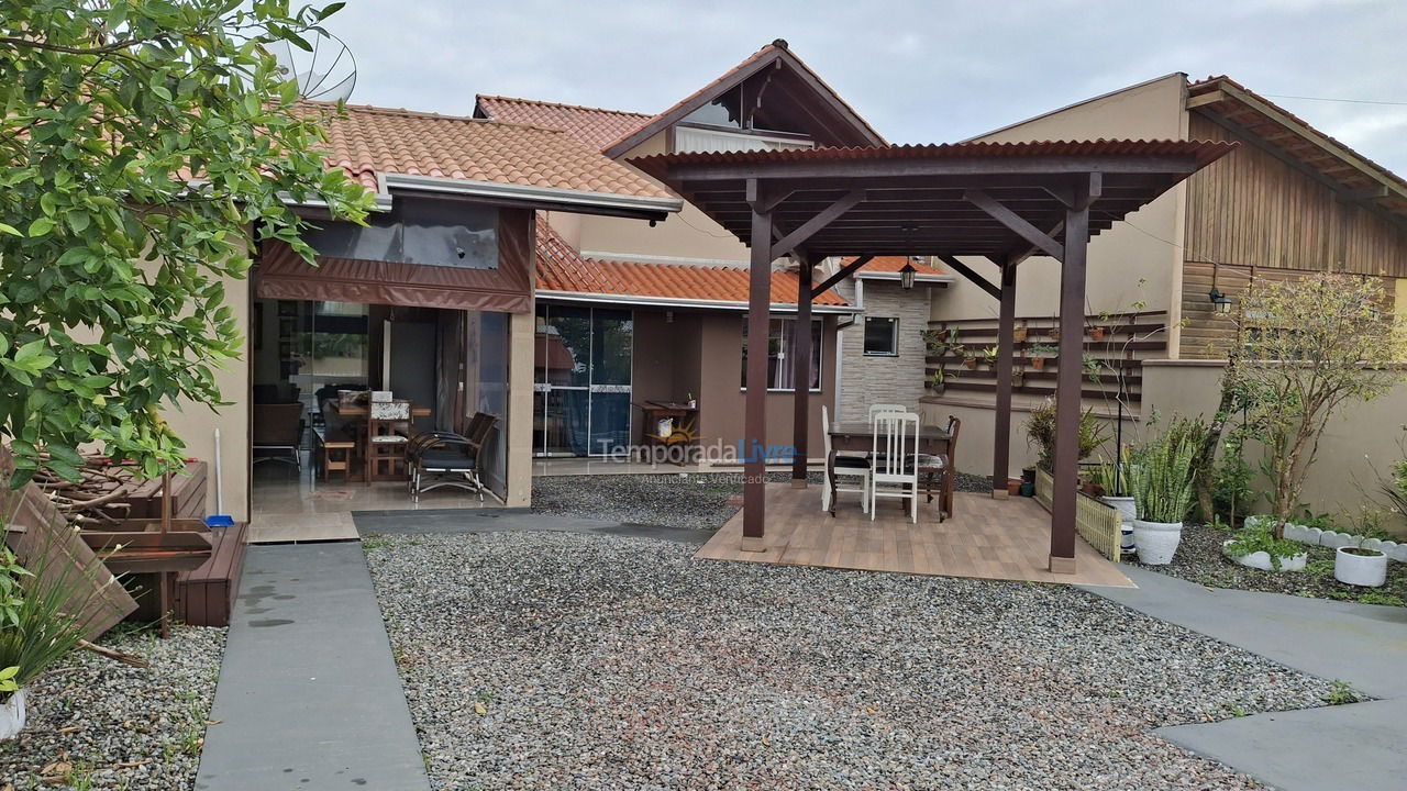 Casa para alquiler de vacaciones em Bombinhas (Morrinhos)