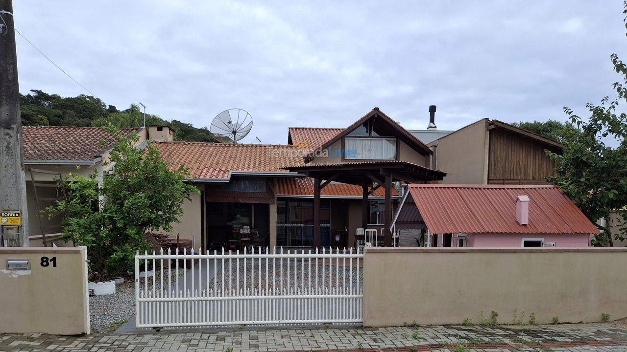 Casa para alquiler de vacaciones em Bombinhas (Morrinhos)