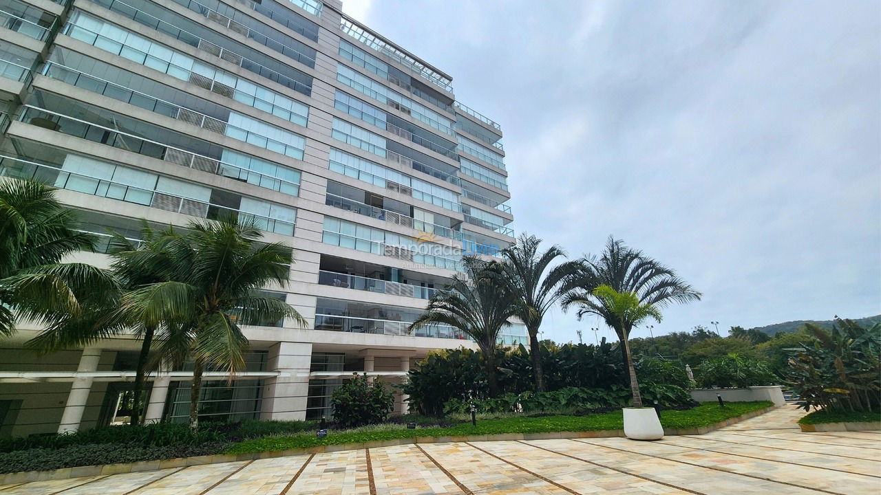 Apartamento para aluguel de temporada em Bertioga (Riviera de São Lourenço)