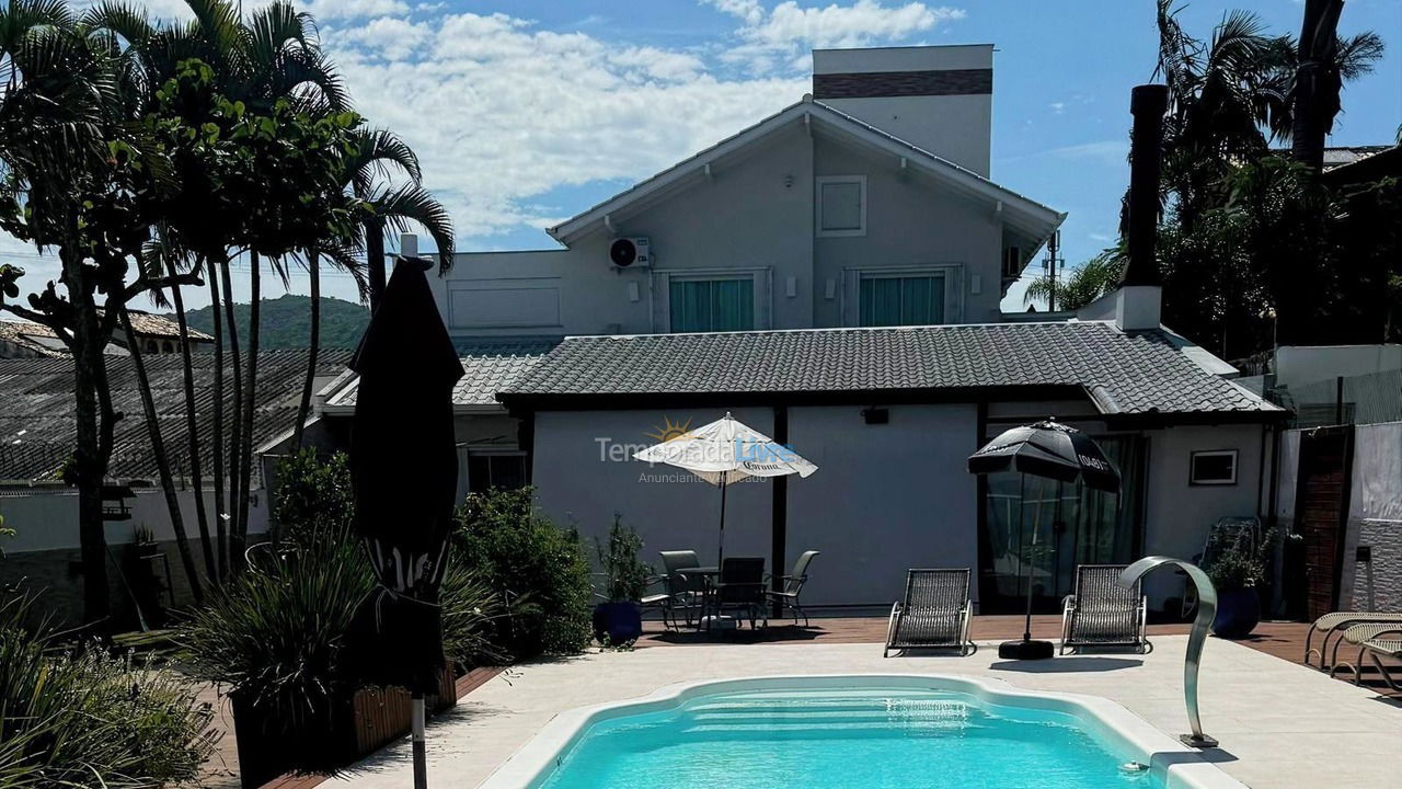 Casa para alquiler de vacaciones em Florianópolis (Ponta das Canas)