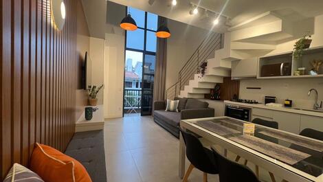 JURERÊ, 1 SUÍTE, APARTAMENTO DUPLEX