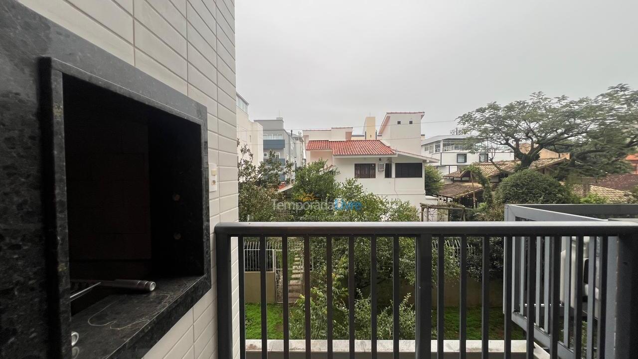 Apartamento para aluguel de temporada em Florianópolis (Jurere Tradicional)