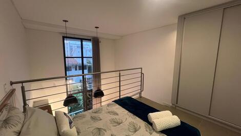 JURERÊ, 1 SUÍTE, APARTAMENTO DUPLEX