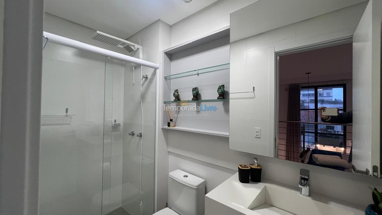 Apartamento para aluguel de temporada em Florianópolis (Jurere Tradicional)