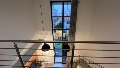 JURERÊ, 1 SUÍTE, APARTAMENTO DUPLEX