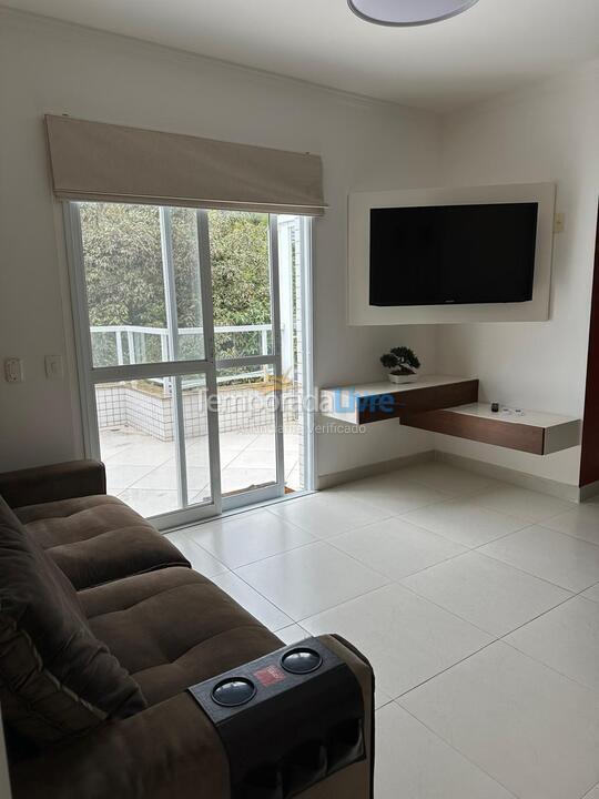 Apartamento para aluguel de temporada em Ubatuba (Praia Grande)