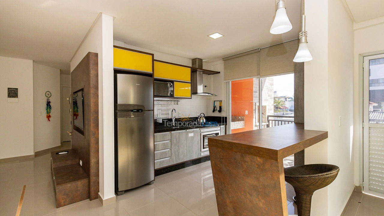 Apartamento para aluguel de temporada em Bombinhas (Canto Grande)