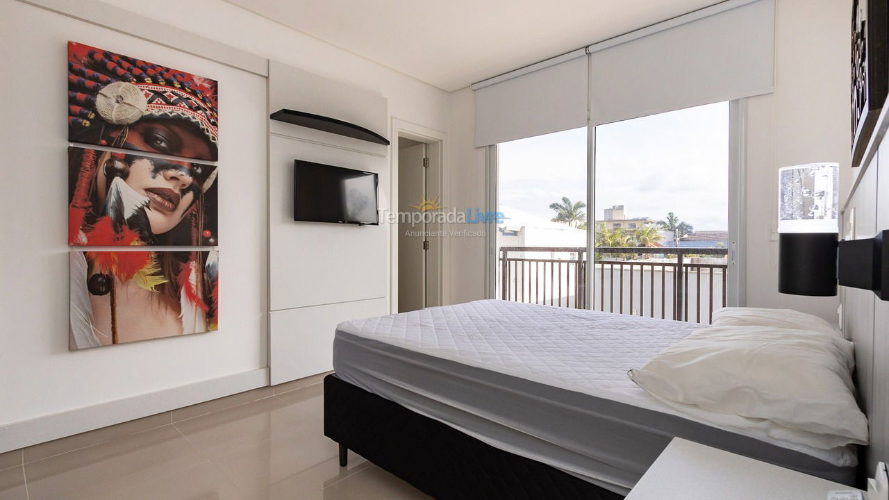 Apartamento para aluguel de temporada em Bombinhas (Canto Grande)