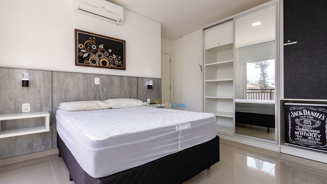 Apartamento para aluguel de temporada em Bombinhas (Canto Grande)