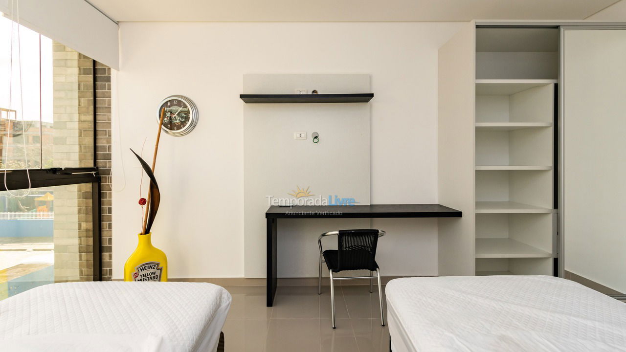 Apartamento para aluguel de temporada em Bombinhas (Canto Grande)