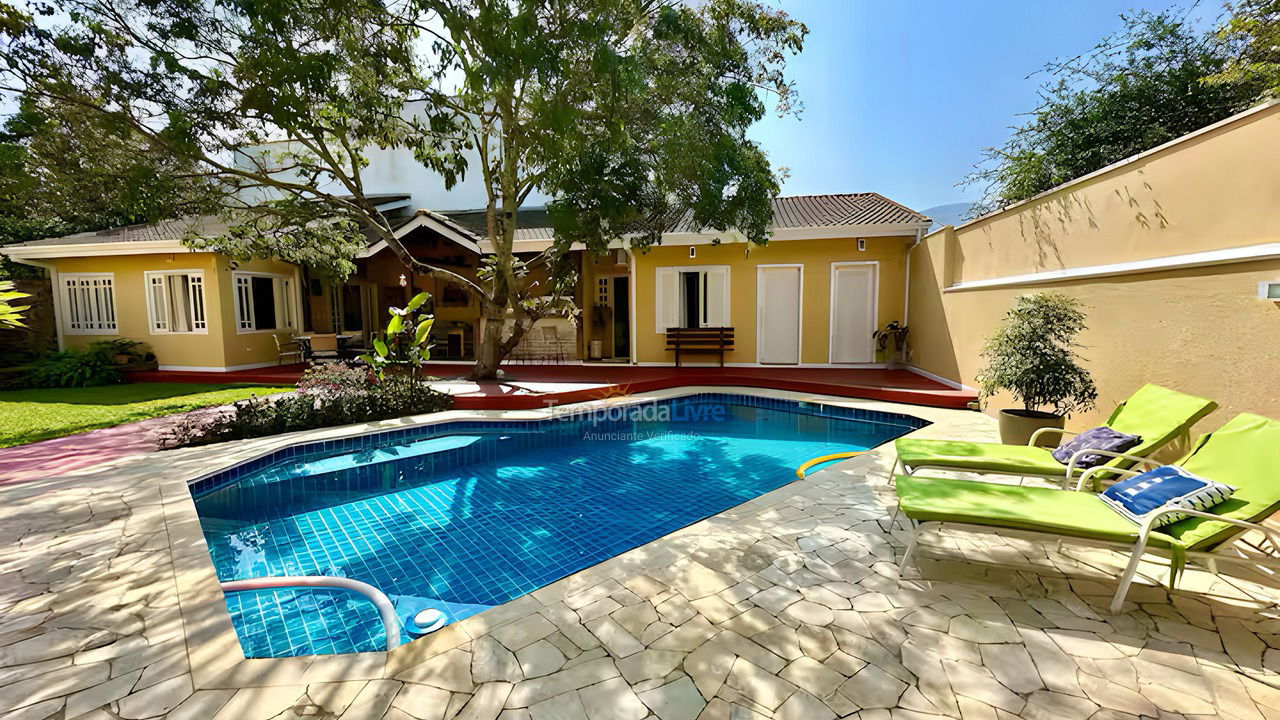 Casa para aluguel de temporada em São Sebastião (Portal do Olaria)