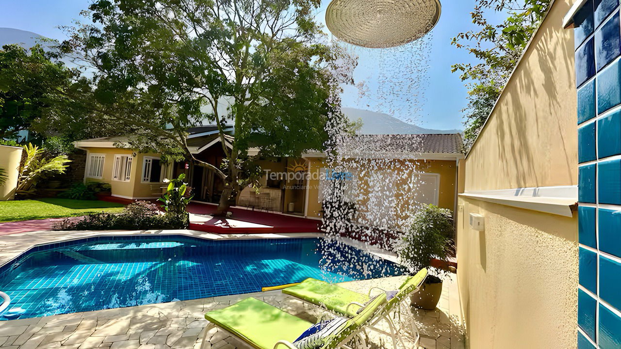 Casa para aluguel de temporada em São Sebastião (Portal do Olaria)