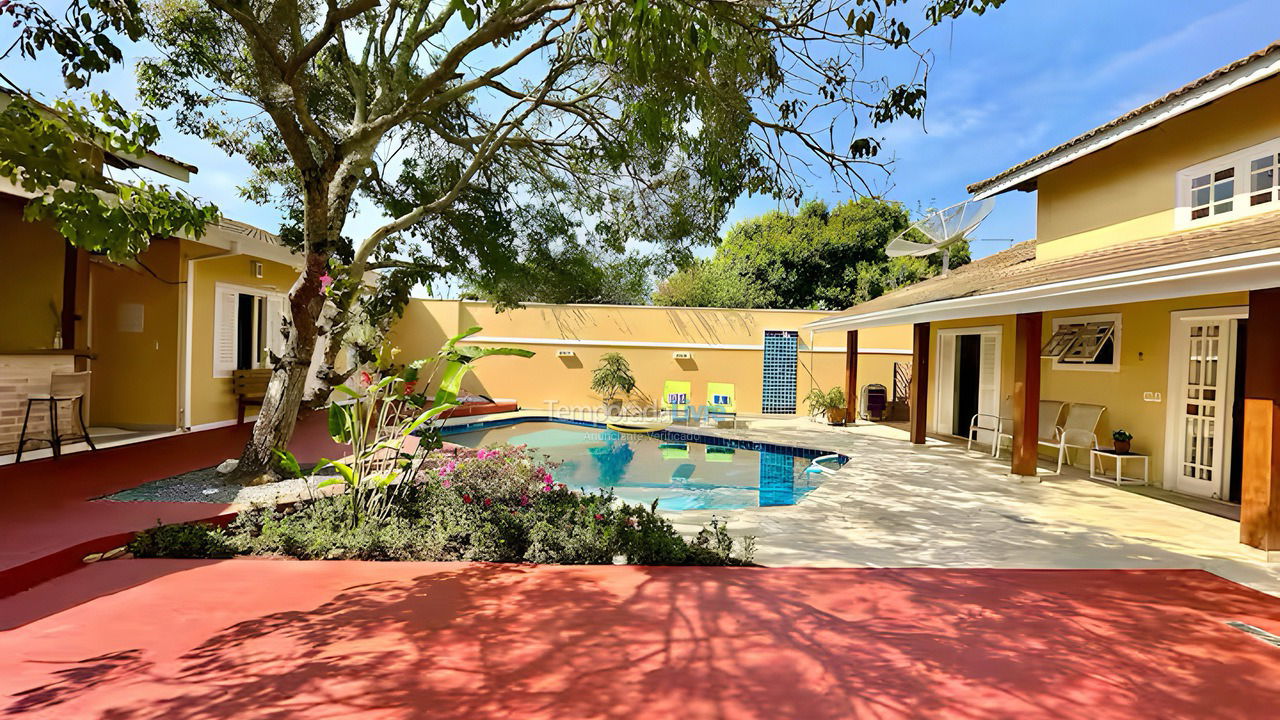 Casa para aluguel de temporada em São Sebastião (Portal do Olaria)