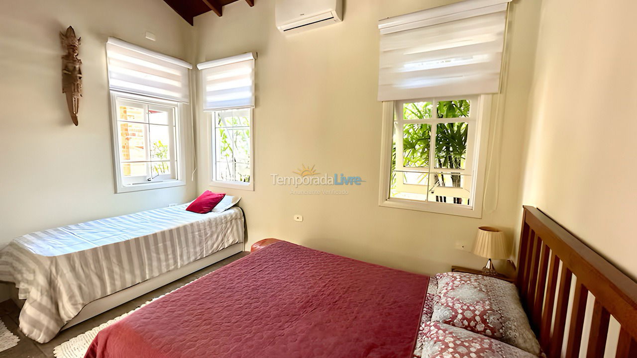 Casa para aluguel de temporada em São Sebastião (Portal do Olaria)