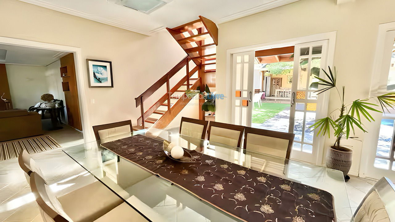 Casa para aluguel de temporada em São Sebastião (Portal do Olaria)