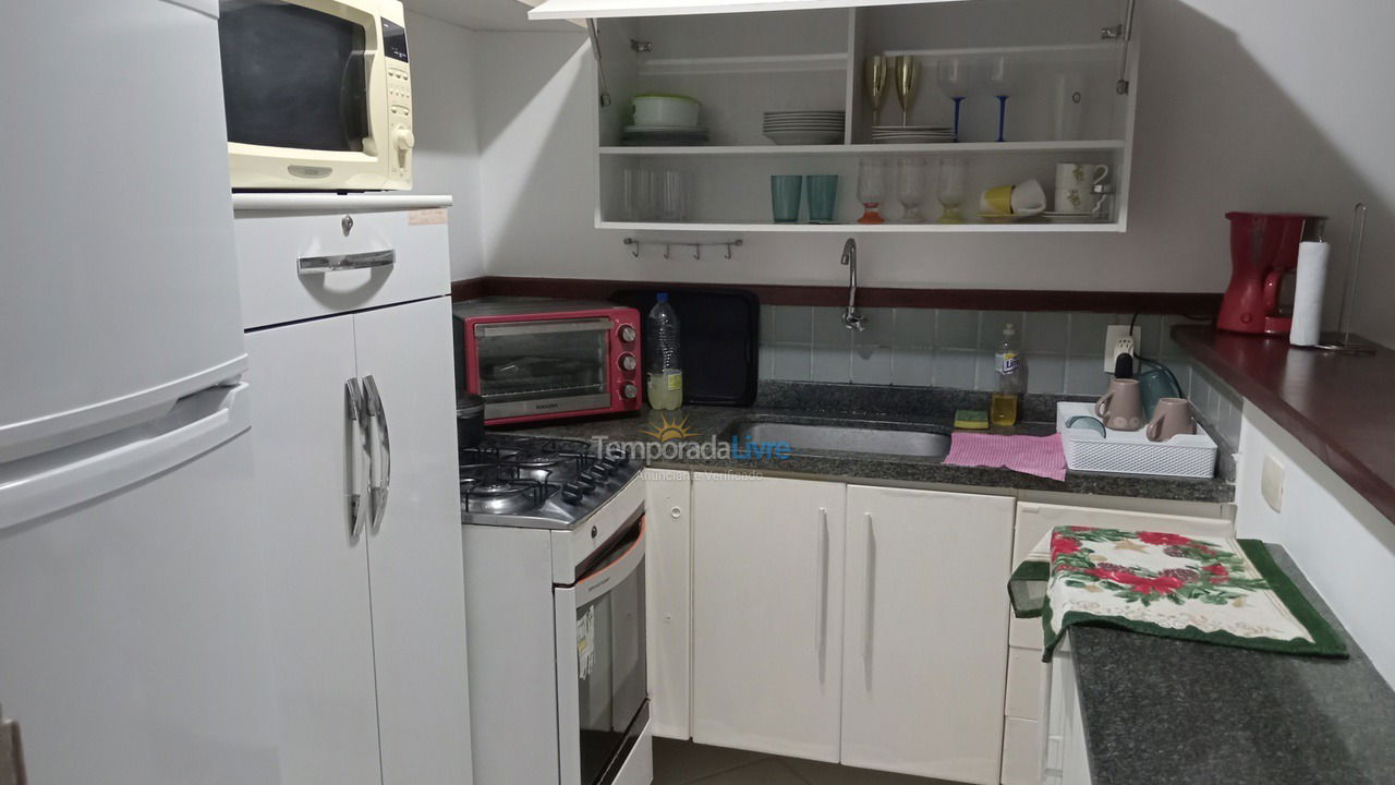Apartamento para aluguel de temporada em Armação dos Búzios (Geribá)