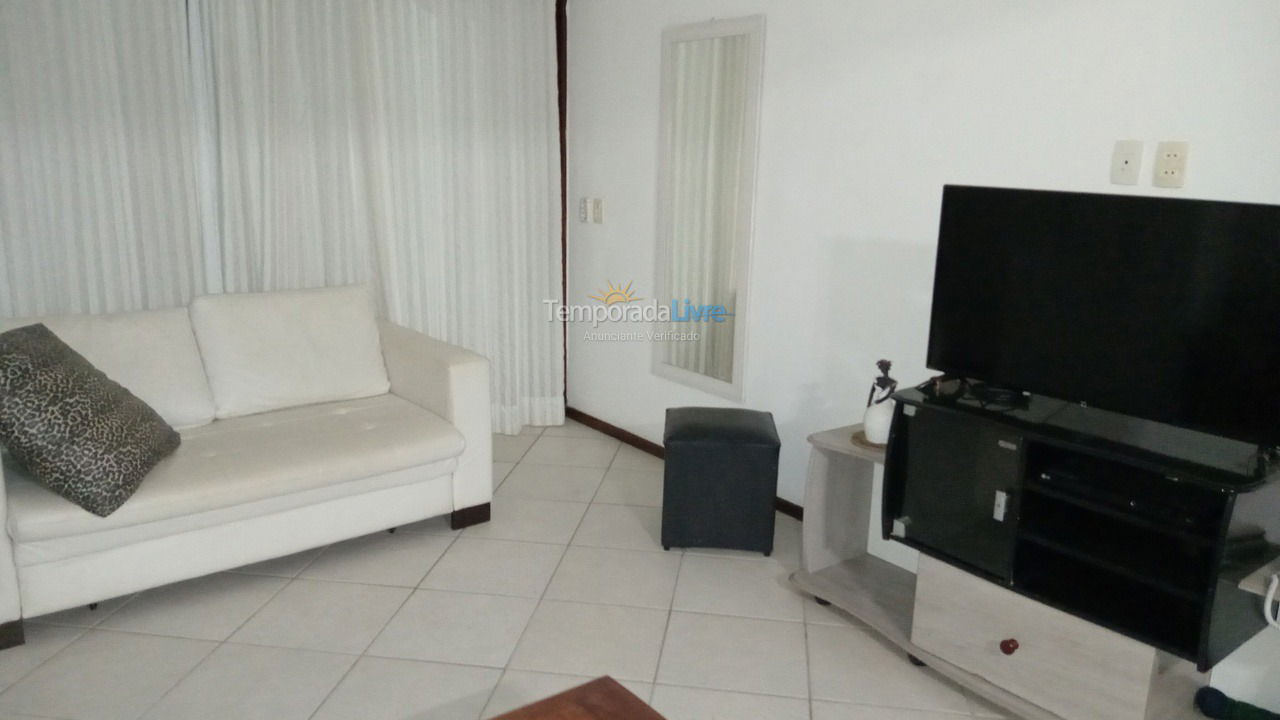 Apartamento para aluguel de temporada em Armação dos Búzios (Geribá)