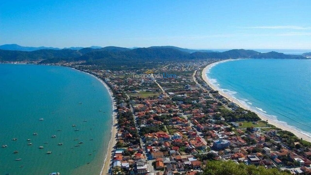 Apartment for vacation rental in Bombinhas (Canto Grande)