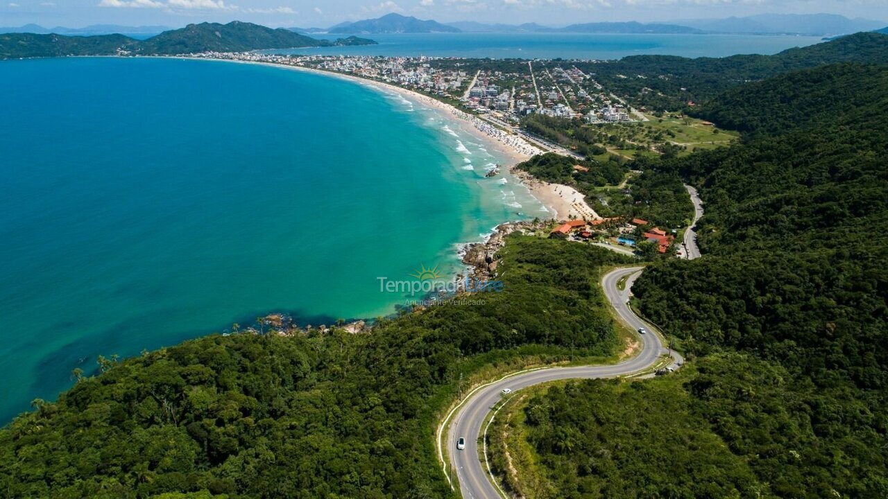 Apartamento para aluguel de temporada em Bombinhas (Canto Grande)