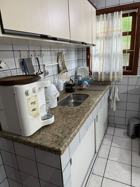 Casa para aluguel de temporada em Florianopolis (Praia dos Ingleses)
