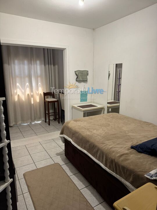 Casa para aluguel de temporada em Florianopolis (Praia dos Ingleses)