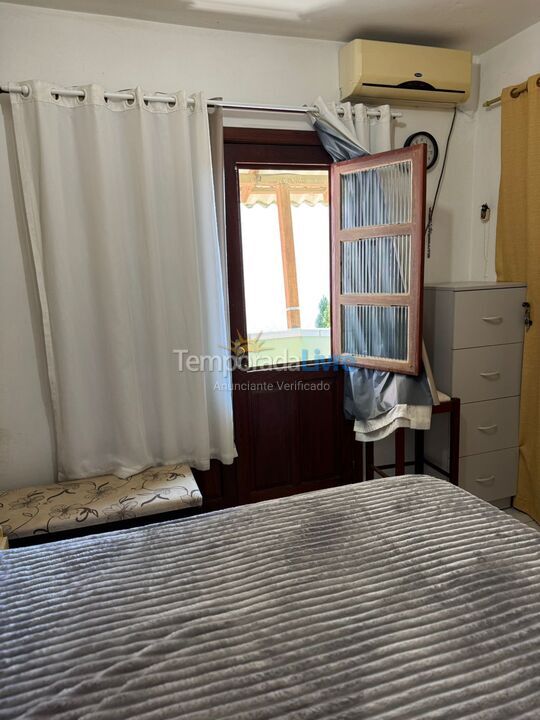 Casa para aluguel de temporada em Florianopolis (Praia dos Ingleses)