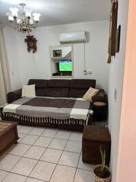 Ampla, confortável e segura casa para férias em Ingleses.