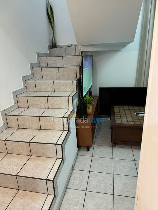 Casa para aluguel de temporada em Florianopolis (Praia dos Ingleses)