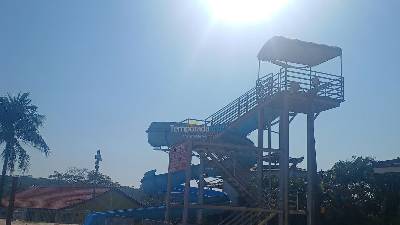 Casa para aluguel de temporada em Araruama (Ponte dos Leites)