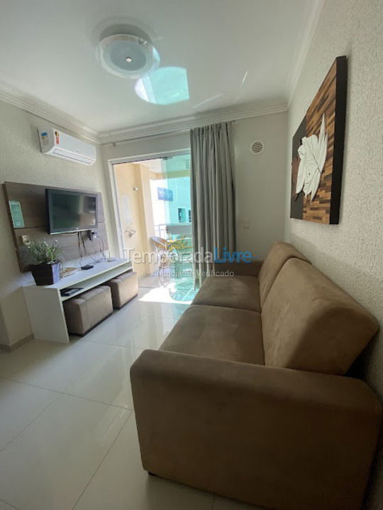 Apartamento para aluguel de temporada em Bombinhas (Praia de Bombas)