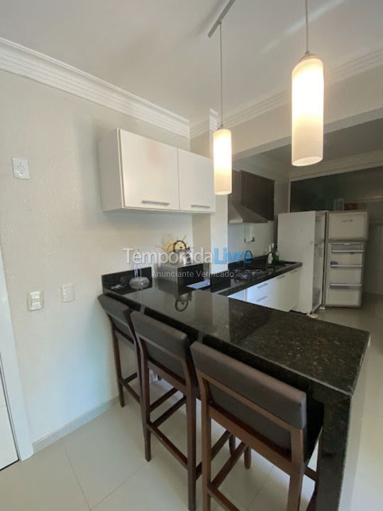 Apartamento para aluguel de temporada em Bombinhas (Praia de Bombas)
