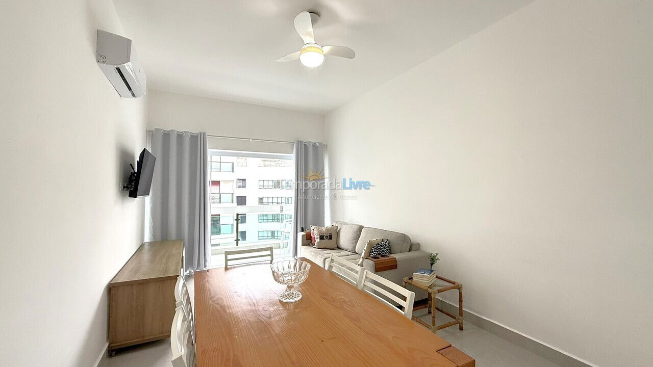 Sala 4 Apartamento para alquiler de vacaciones em Guarujá (Pitangueiras)