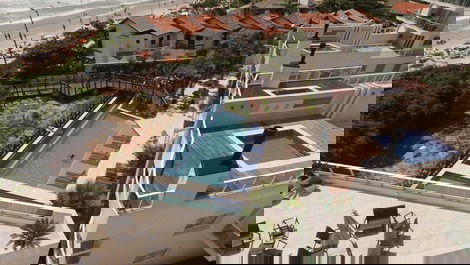 APARTAMENTO 4 DORMITÓRIOS FRENTE MAR PRAIA DE BOMBAS - VARANDAS