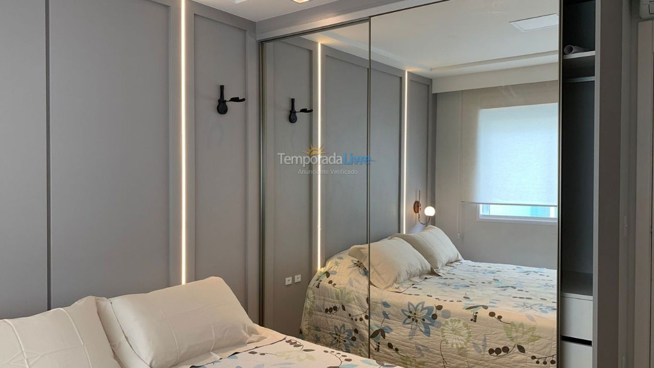 Apartamento para aluguel de temporada em Bombinhas (Praia de Bombas)
