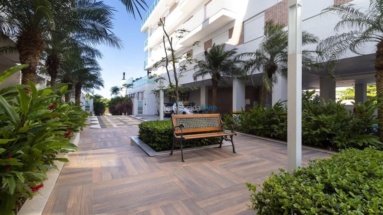 Apartamento para aluguel de temporada em Bombinhas (Praia de Bombas)