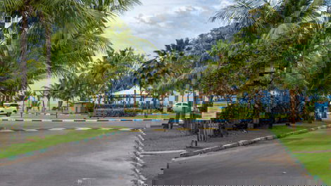 Casa de 6 habitaciones, Condominio Paraiso a 30 metros de la playa