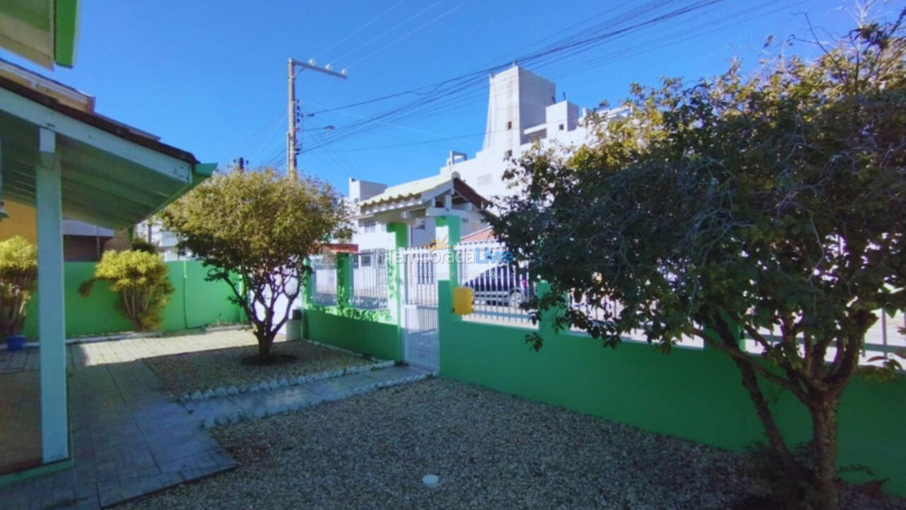 House for vacation rental in Bombinhas (Canto Grande)