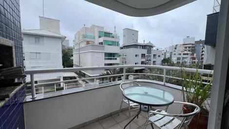 APARTAMENTO EN VENTA EN JURERÊ, 2 HABITACIONES, A 300 METROS DE LA PLAYA