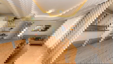 Apartamento com 3 dormitórios Praia de Canto Grande
