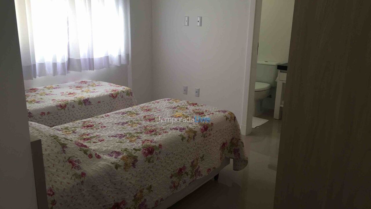 Casa para aluguel de temporada em Bombinhas (Canto Grande)