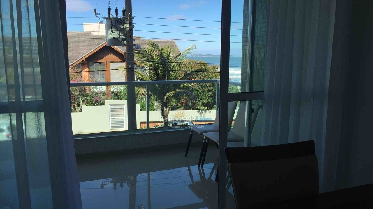 Casa para aluguel de temporada em Bombinhas (Canto Grande)