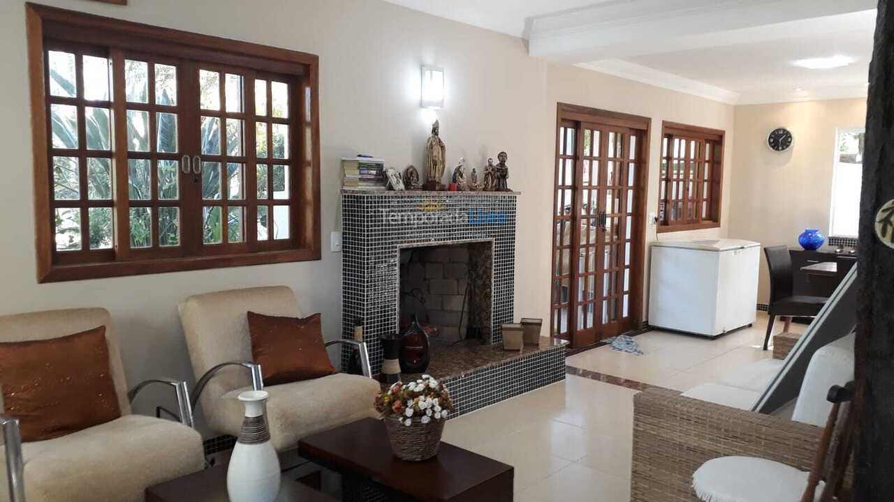 Chácara / sítio para aluguel de temporada em Mairiporã (Jardim Cinco Lagos)