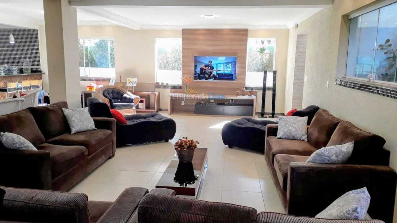Chácara / sítio para aluguel de temporada em Mairiporã (Jardim Cinco Lagos)