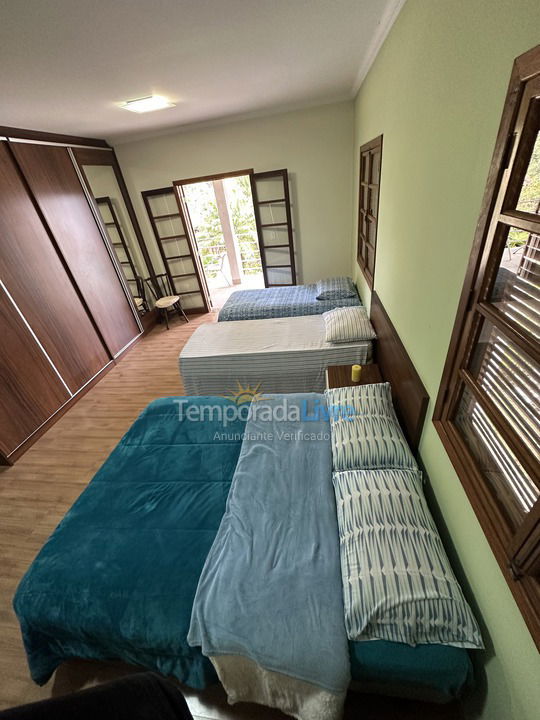 Chácara / sítio para aluguel de temporada em Mairiporã (Jardim Cinco Lagos)