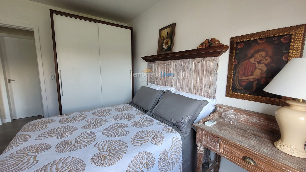 Apartamento para aluguel de temporada em Florianopolis (Praia dos Ingleses)