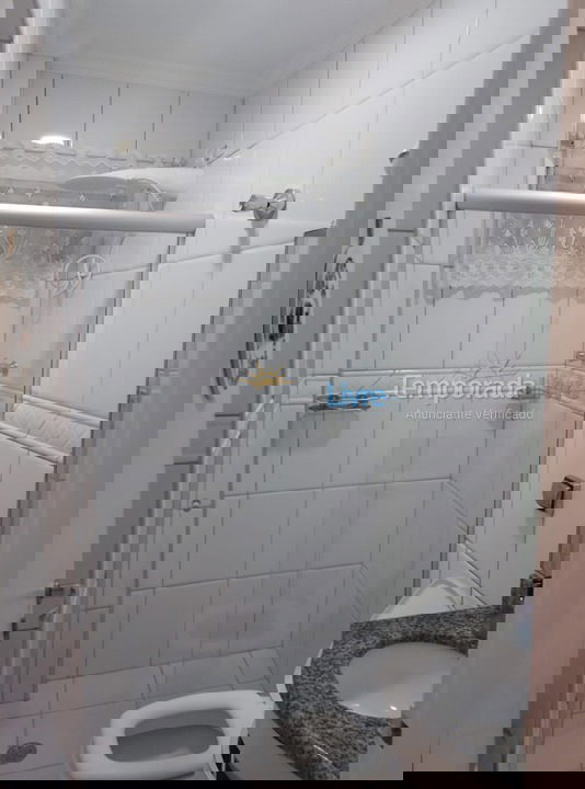 Apartamento para aluguel de temporada em Guarujá (Pitangueiras)