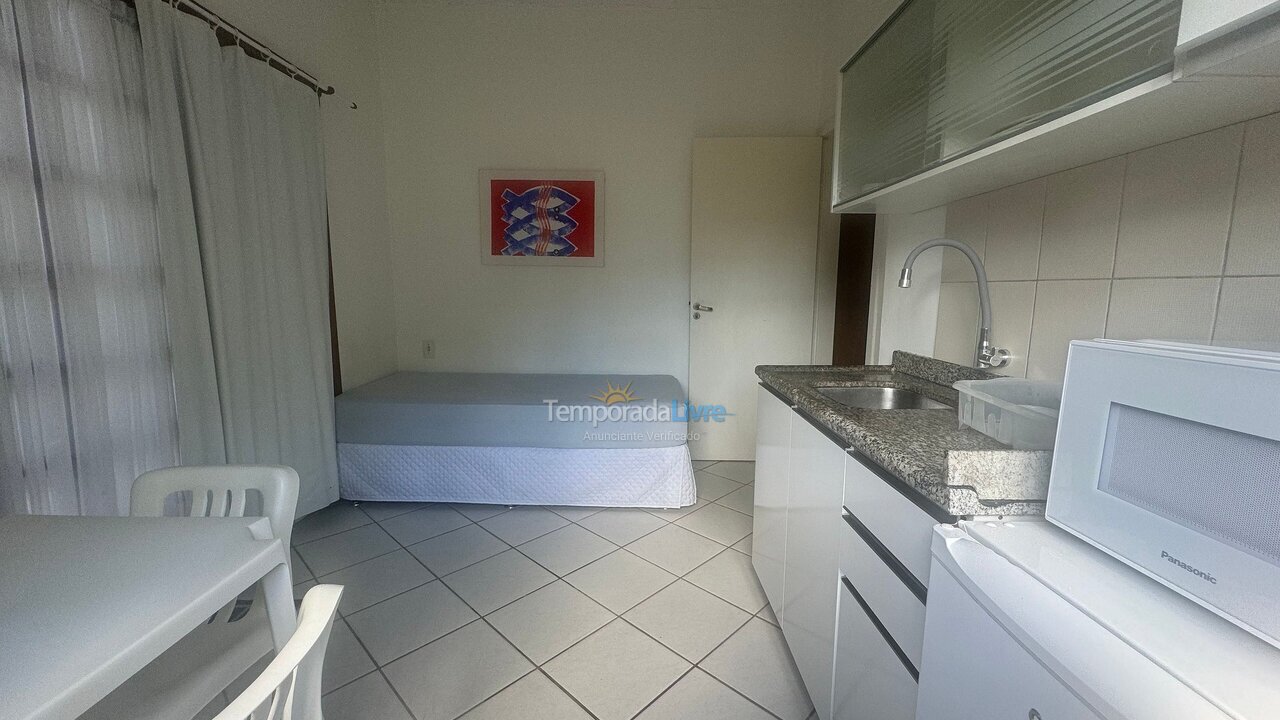 Apartamento para aluguel de temporada em Florianópolis (Jurere Tradicional)