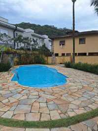 Casa para alugar em São Sebastião - Camburi
