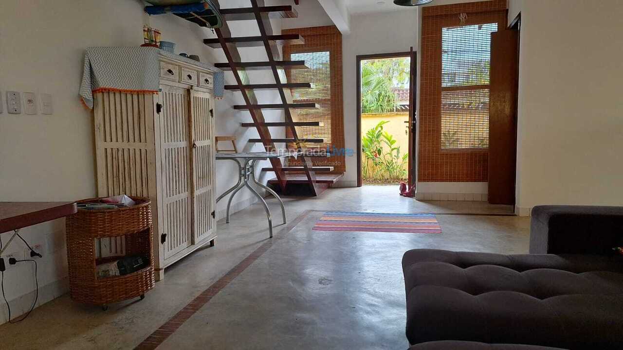 Casa para aluguel de temporada em São Sebastião (Camburi)
